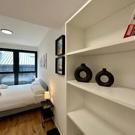Kibilu Luxury Apt With Terrace, Isola District And Near Garibaldi Station Milan Exterior photo