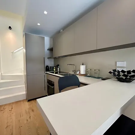 Kibilu Luxury Apt With Terrace, Isola District And Near Garibaldi Station Milan Exterior photo
