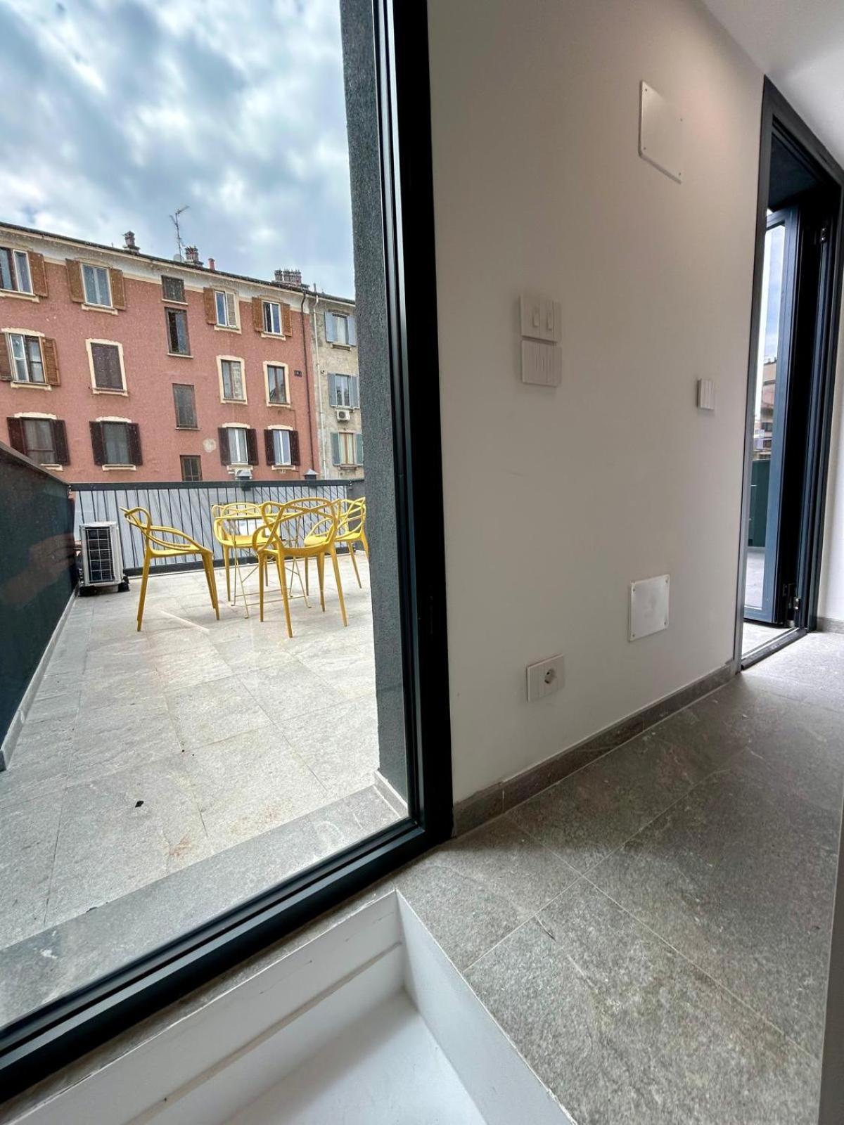 Kibilu Luxury With Terrace, Isola District And Near Garibaldi Station Mailand