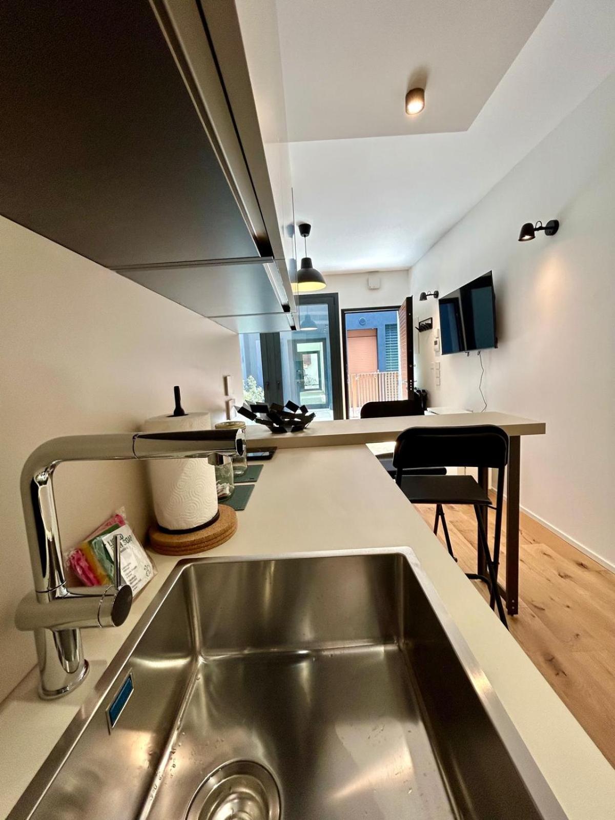 Appartement Kibilu Luxury With Terrace, Isola District And Near Garibaldi Station