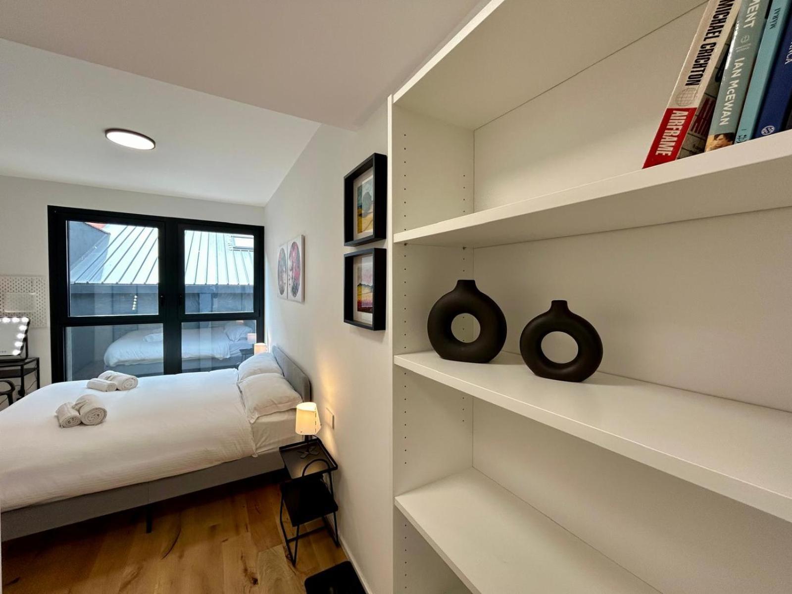 Appartement Kibilu Luxury With Terrace, Isola District And Near Garibaldi Station Milan